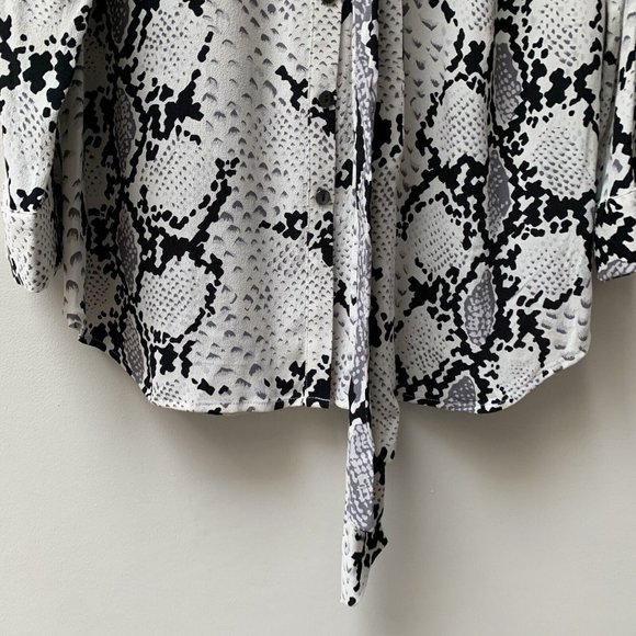 008 - Mint Velvet Blouse Size UK 12 Tie Neck Long Sleeves Snake - Picture 9 of 16